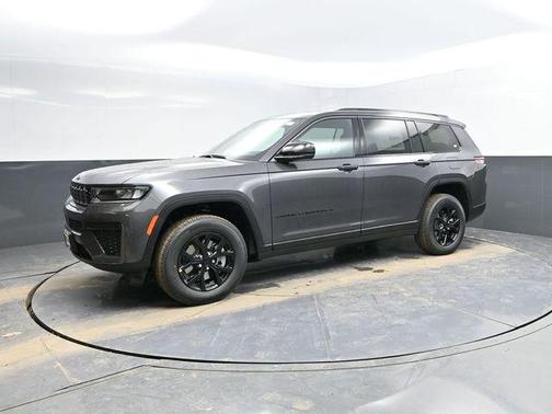 Baltic Gray Metallic Clearcoat 2026 Jeep Grand Cherokee L Altitude