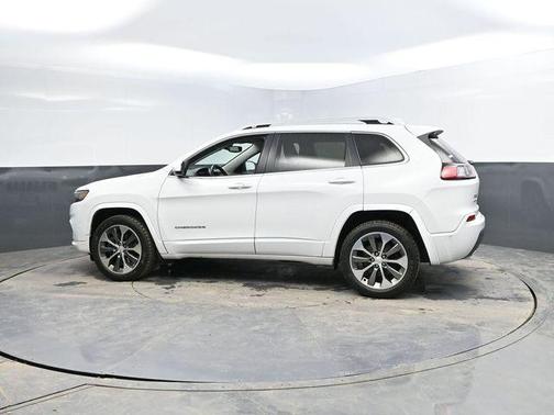 2019 Jeep Cherokee Overland
