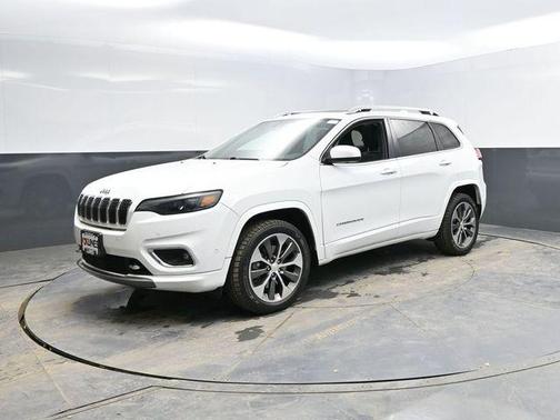 2019 Jeep Cherokee Overland