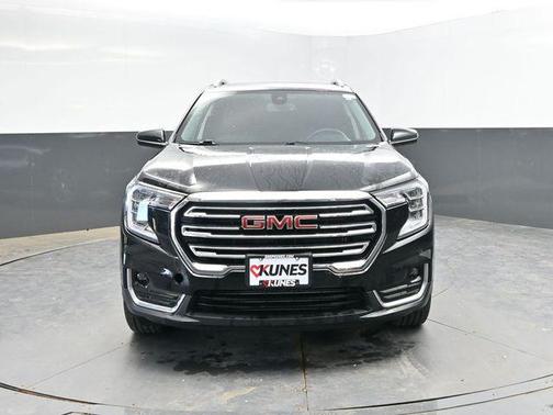 Ebony Twilight Metallic 2023 GMC Terrain SLT