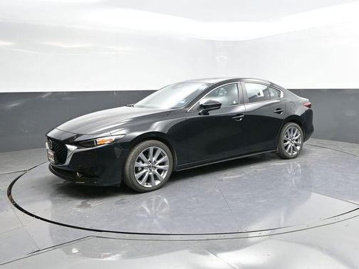 2025 Mazda Mazda3 FWD w/Preferred Package