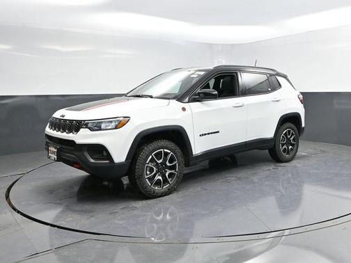 2026 Jeep Compass Trailhawk