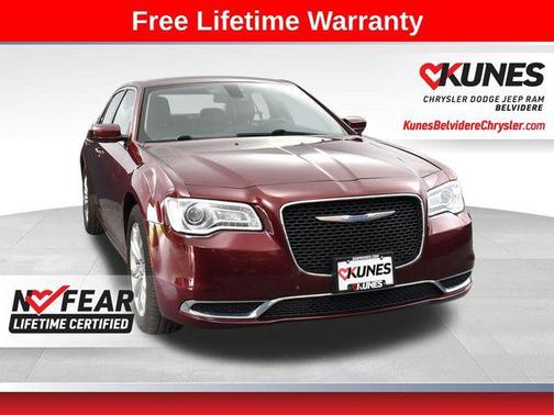 2018 Chrysler 300 Touring
