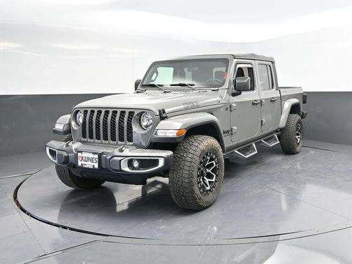 2022 Jeep Gladiator Sport S