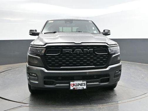 Granite Crystal Metallic Clearcoat 2026 RAM 1500 Big Horn/Lone Star