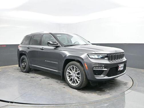 Baltic Gray Metallic Clearcoat 2022 Jeep Grand Cherokee 4xe Summit