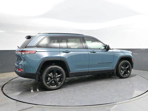 Steel Blue 2026 Jeep Grand Cherokee Limited