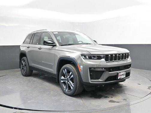 Sting-Gray Clearcoat 2027 Jeep Grand Cherokee Limited