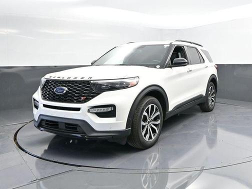 Star White Metallic Tri-Coat 2021 Ford Explorer ST