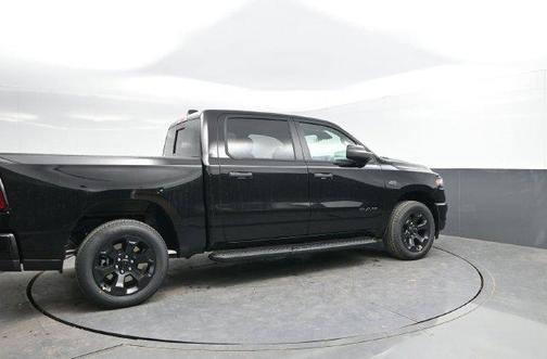 Diamond Black Crystal Pearlcoat 2027 RAM 1500 Express