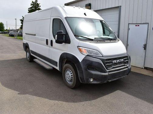 2025 RAM ProMaster 2500 Tradesman