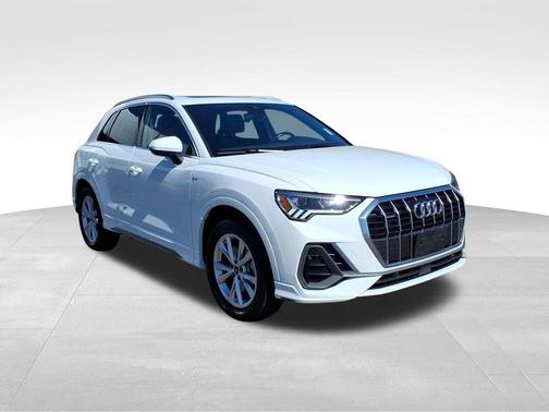 2023 Audi Q3 Premium 45 TFSI S line quattro Tiptronic
