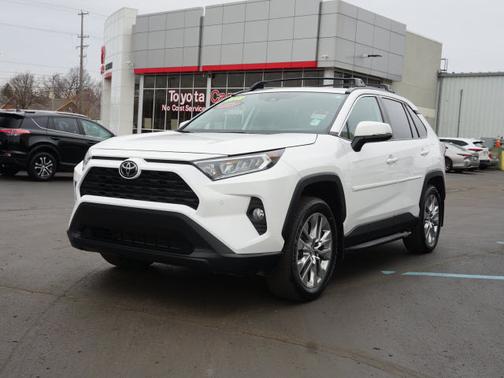 2019 Toyota RAV4 XLE Premium