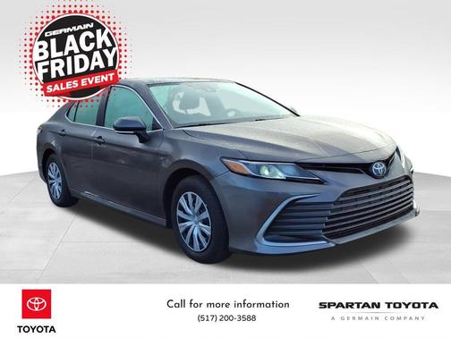 2024 Toyota Camry Hybrid SE