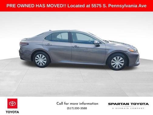 2024 Toyota Camry Hybrid SE