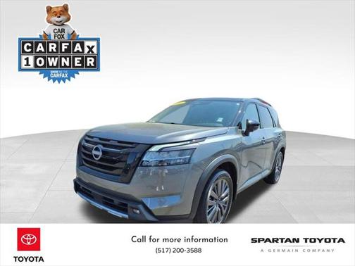 2023 Nissan Pathfinder SL 4WD