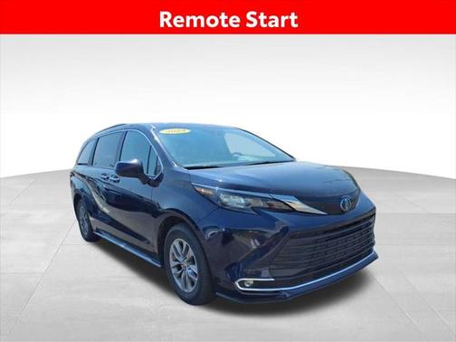2024 Toyota Sienna XLE