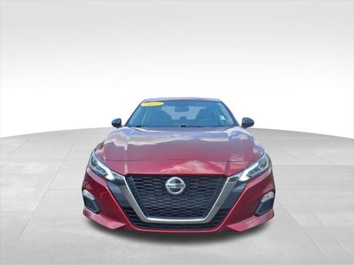 2022 Nissan Altima SR Intelligent AWD
