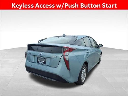 2017 Toyota Prius Four