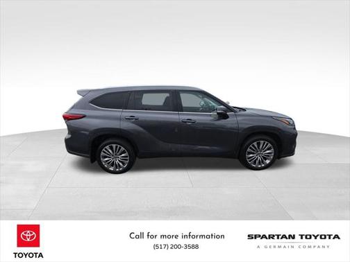 2022 Toyota Highlander Platinum