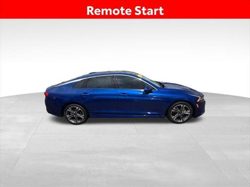 2022 Kia K5 EX