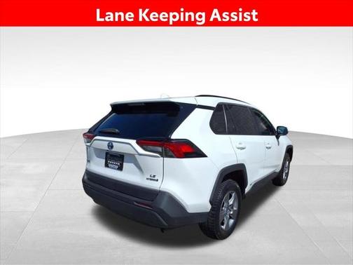 2022 Toyota RAV4 Hybrid LE