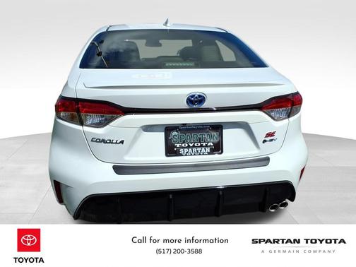 2025 Toyota Corolla Hybrid SE