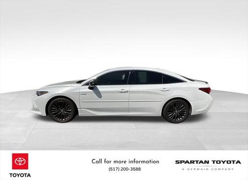 2020 Toyota Avalon Hybrid XSE