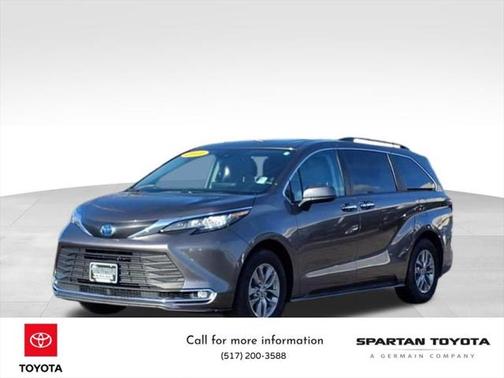 2023 Toyota Sienna XLE