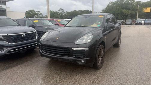 Black 2017 Porsche Cayenne Cayenne S E-Hybrid Platinum Edition