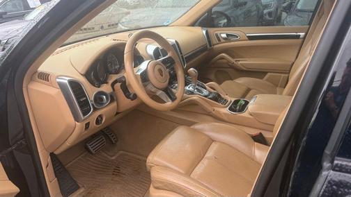 Black 2017 Porsche Cayenne Cayenne S E-Hybrid Platinum Edition