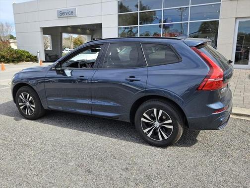 2025 Volvo XC60 B5 Core