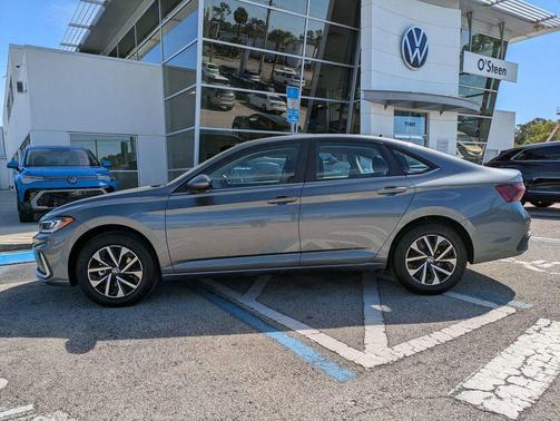 Platinum Gray Metallic 2026 Volkswagen Jetta 1.4T S