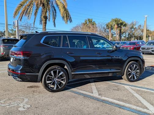 2026 Volkswagen Atlas 2.0T SEL Premium R-Line 4MOTION