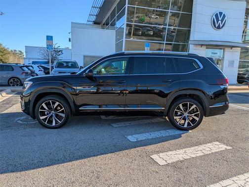 2026 Volkswagen Atlas 2.0T SEL Premium R-Line 4MOTION