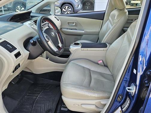 2012 Toyota Prius v Two