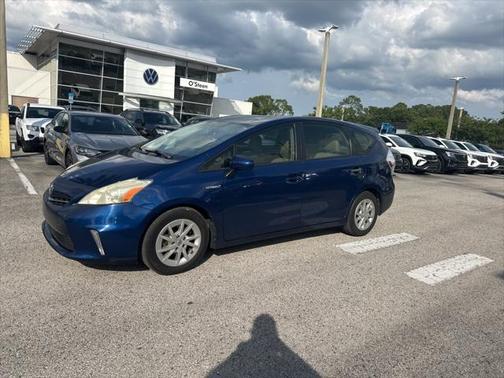 2012 Toyota Prius v Two