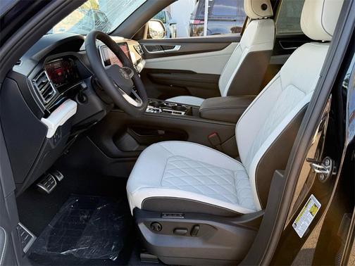 2026 Volkswagen Atlas Cross Sport 2.0T SEL Premium