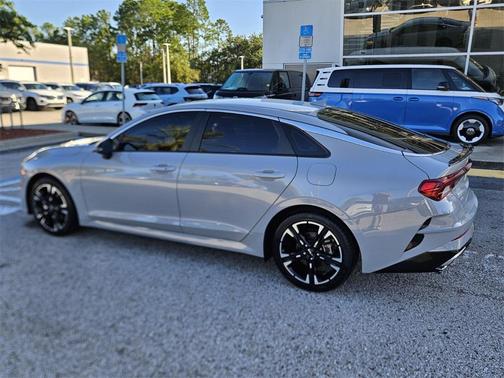 2023 Kia K5 GT-Line