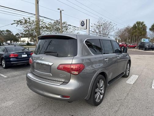 2012 INFINITI QX56 Base