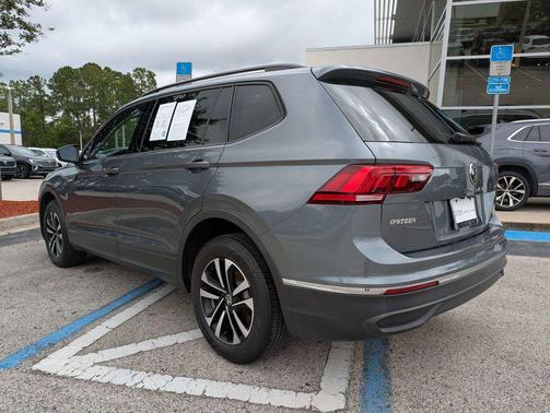 Platinum Gray Metallic 2023 Volkswagen Tiguan 2.0T S