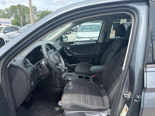 Platinum Gray Metallic 2023 Volkswagen Tiguan 2.0T S