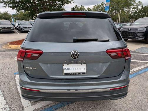 Platinum Gray Metallic 2023 Volkswagen Tiguan 2.0T S