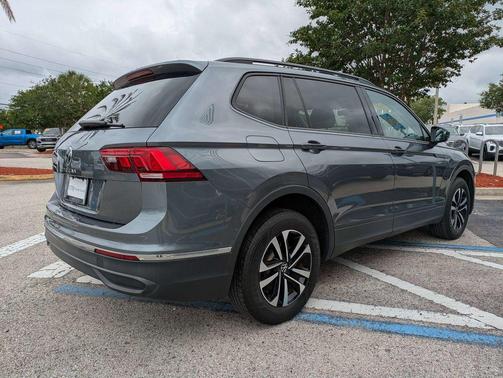 Platinum Gray Metallic 2023 Volkswagen Tiguan 2.0T S