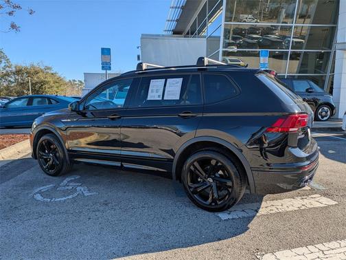 2024 Volkswagen Tiguan 2.0T SE R-Line Black 4MOTION