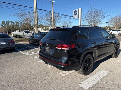 2023 Volkswagen Atlas 3.6L SEL