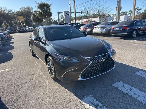 2023 Lexus ES 350 Base