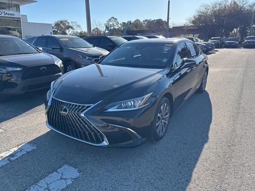 2023 Lexus ES 350 Base