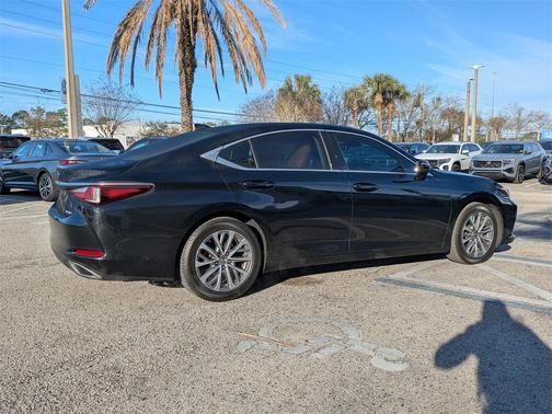 2023 Lexus ES 350 Base