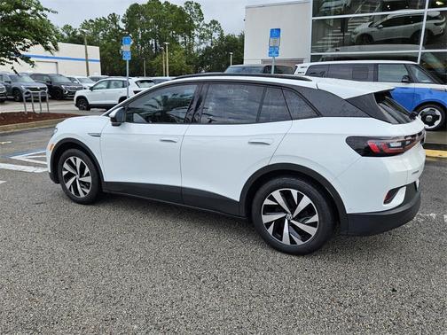 2023 Volkswagen ID.4 Pro